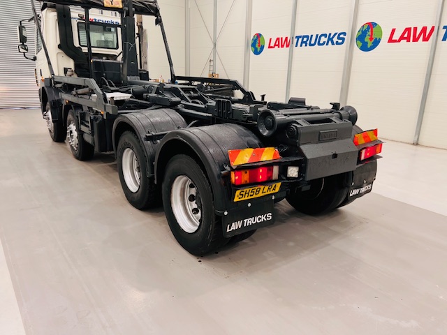 DAF CF85 360 8×4 Day Cab Hookloader Manual