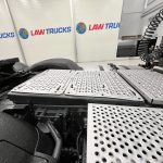 DAF XF105 460 6×2 Super Space Cab Tractor Unit - thumbnail
