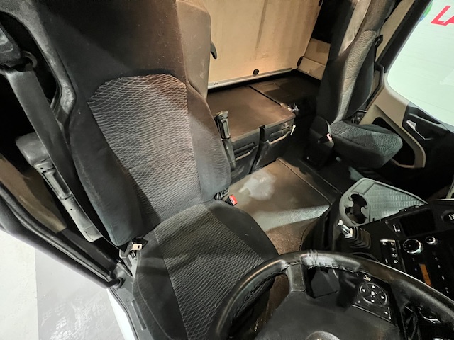 Mercedes Actros 2545 6×2 Midlift Tractor Unit