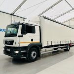 MAN TGM 18.250 Sleeper Cab Curtainsider - thumbnail