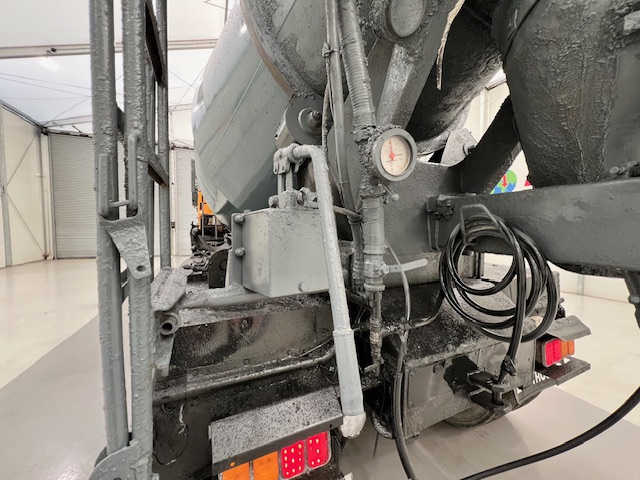 Hino 700 3241 8×4 Cement Mixer