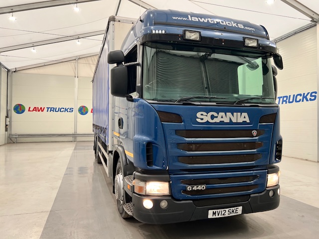 Scania G440 6×2 10 Tyre Sleeper Cab Curtainsider