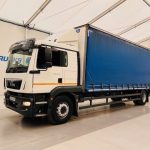 MAN TGM 18.250 Sleeper Cab Curtainsider - thumbnail