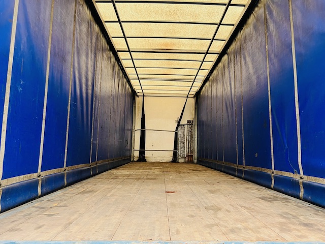 MAN TGS 26.340 6×2 Rear Steer Curtainsider