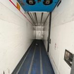 Mercedes Actros 2532 6×2 Rear Lift Day Cab Fridge Box - thumbnail