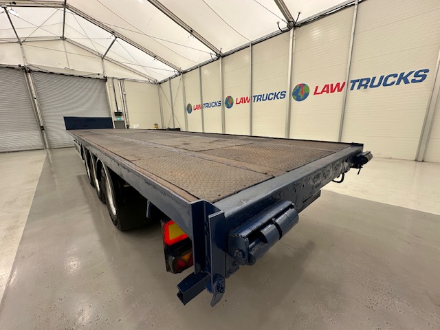 SDC Tri Axle Flatbed Trailer