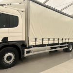Scania P230 4×2 Sleeper Cab Curtainsider Manual - thumbnail