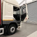 DAF CF 310 Sleeper Cab Curtainsider - thumbnail