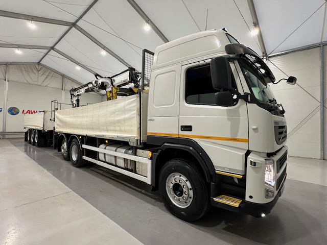Volvo FM 450 Dropside Brick Grab Drawbar