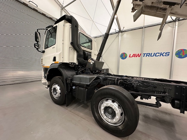 DAF CF 370 8×4 Day Cab Tipper