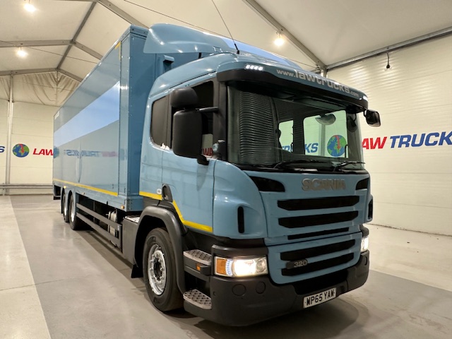 Scania P320 6×2 10 Tyre Rear Lift Insulated Box Van