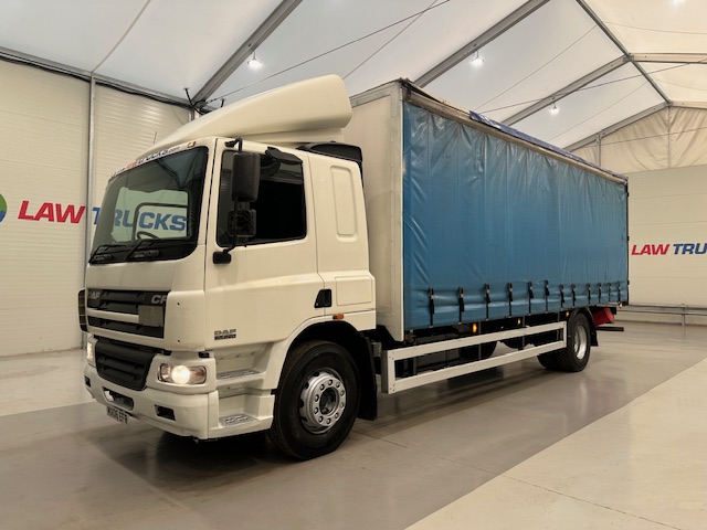 DAF CF65 220 Sleeper Cab Curtainsider Manual