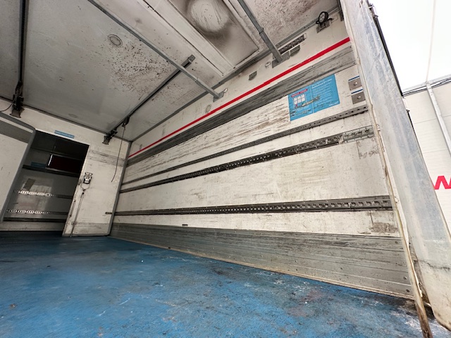 Mercedes Axor 1824 Day Cab Box Van