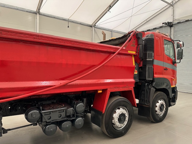 Hino 3241 700 8×4 Sleeper Cab Steel Tipper