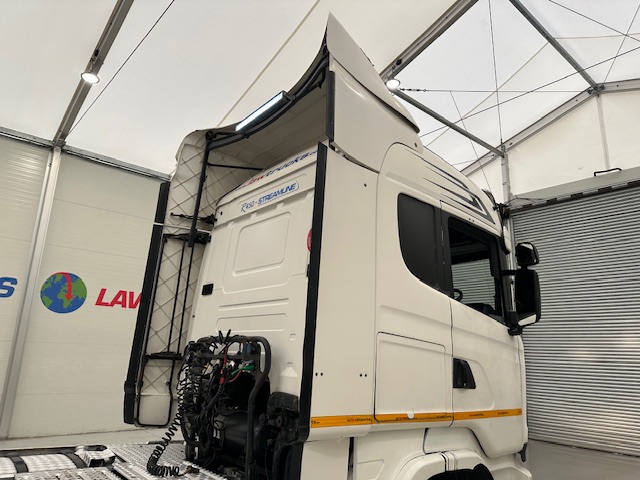 Scania R450 6×2 Rear Lift Highline Tractor Unit PTO
