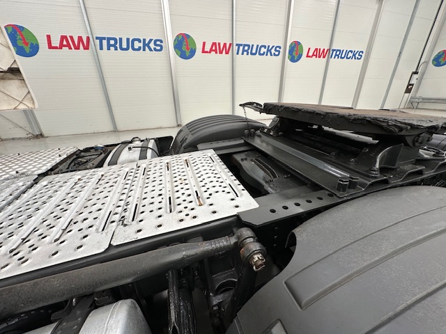 Scania R450 6×2 Midlift Highline Tractor Unit