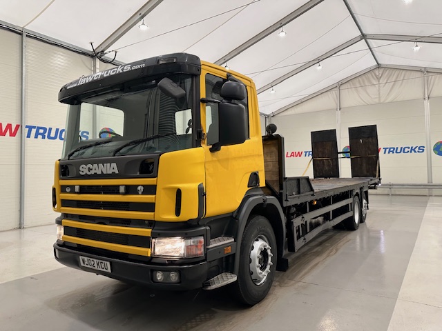 Scania 114 340 6×2 Rear Lift Day Cab Beavertail
