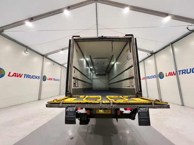 Scania P250 4×2 Sleeper Cab Fridge Box
