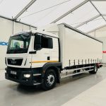 MAN TGM 18.250 Sleeper Cab Curtainsider - thumbnail