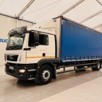 MAN TGM 18.250 Sleeper Cab Curtainsider - thumbnail