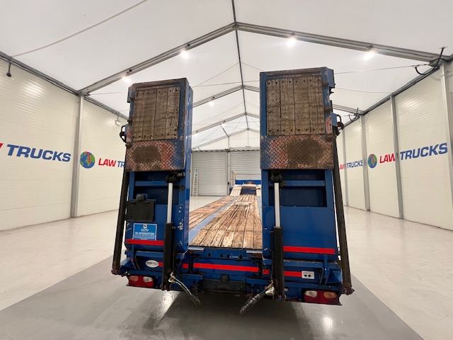Kassbohrer Tri Axle Machinery Carrier Lowloader