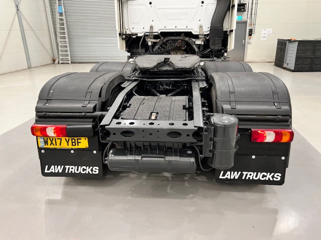 Mercedes Actros 2545 6×2 Midlift Tractor Unit