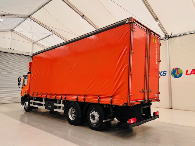 DAF CF75 310 6×2 Rear Lift Day Cab Curtainsider