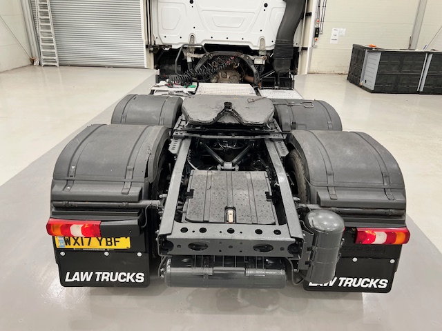 Mercedes Actros 2545 6×2 Midlift Tractor Unit