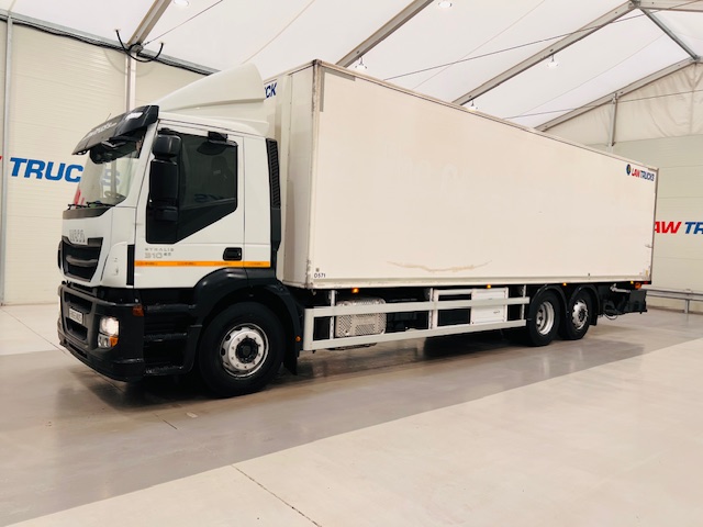 Iveco Stralis 310 AT 6×2 Box Van