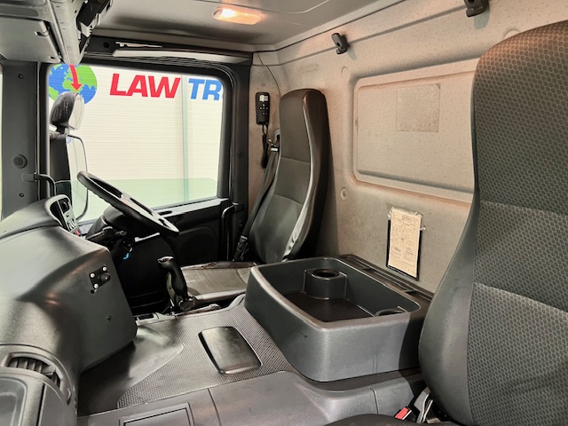 Scania P280 6×2 Rear Lift Day Cab Fridge Box