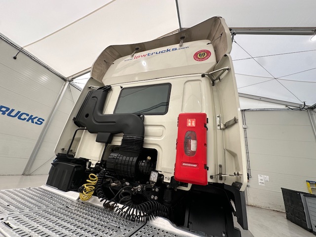 DAF CF 450 6×2 Space Cab Tractor Unit