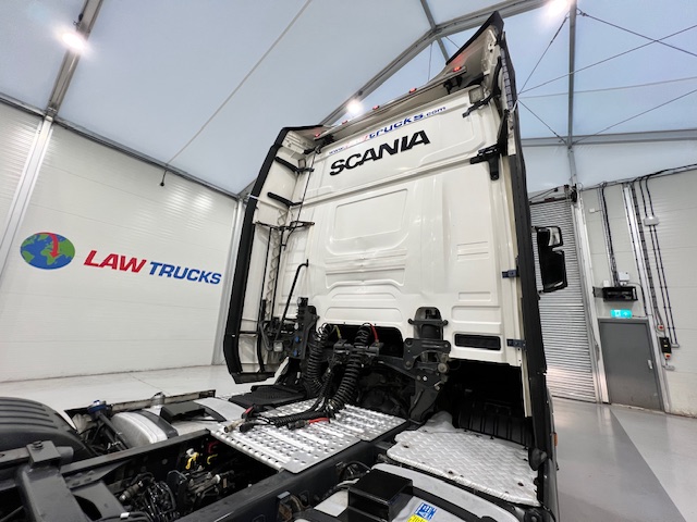 Scania R450 6×2 Midlift Tractor Unit