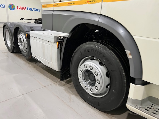 DAF XF 460 6×2 Space Cab Tractor Unit