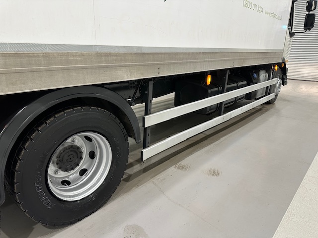 Volvo FL 240 4×2 Day Cab Box Van