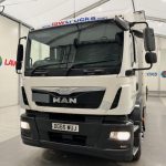 MAN TGM 18.250 4×2 Sleeper Cab Curtainsider - thumbnail