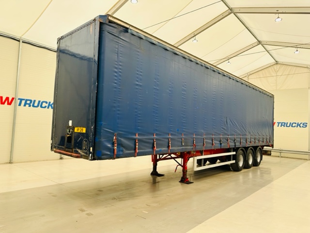 Montracon Tri Axle Curtainsider Trailer