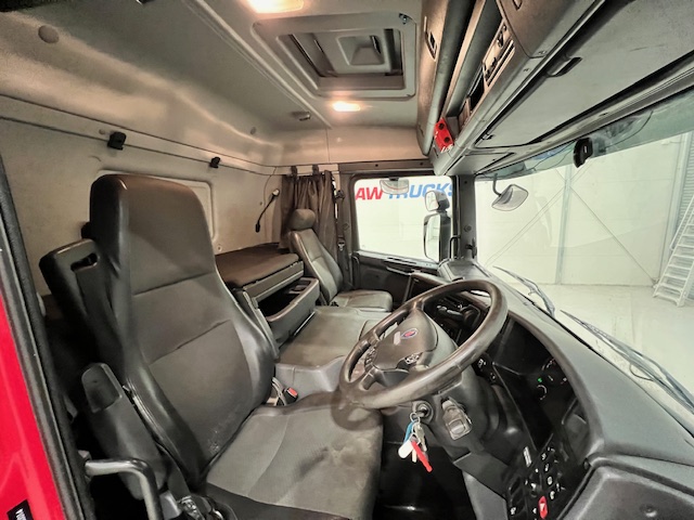 Scania P230 4×2 Sleeper Cab Curtainsider