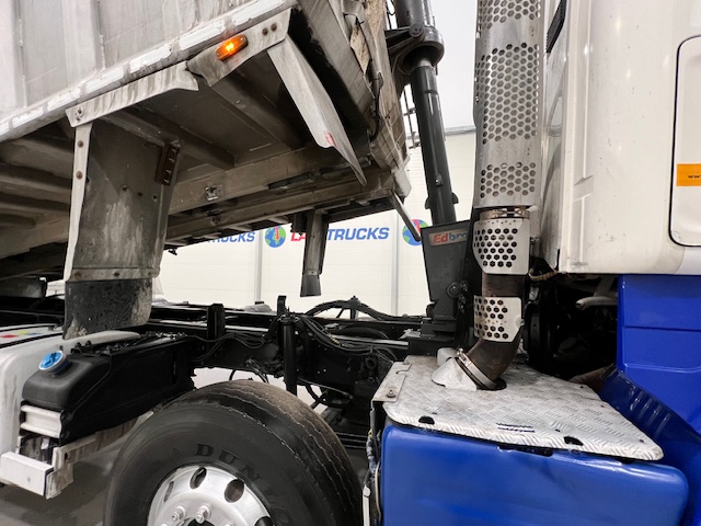 Scania R410 8×4 Sleeper Cab Bulk Tipper