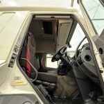 DAF CF 330 6×2 Rear Lift Sleeper Cab Curtainsider - thumbnail