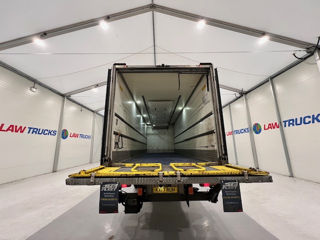 Scania P250 4×2 Sleeper Cab Fridge Box