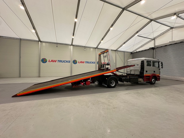 MAN TGL 12.220 Crew Cab Tilt and Slide