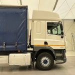 DAF CF 330 6×2 Rear Lift Sleeper Cab Curtainsider - thumbnail