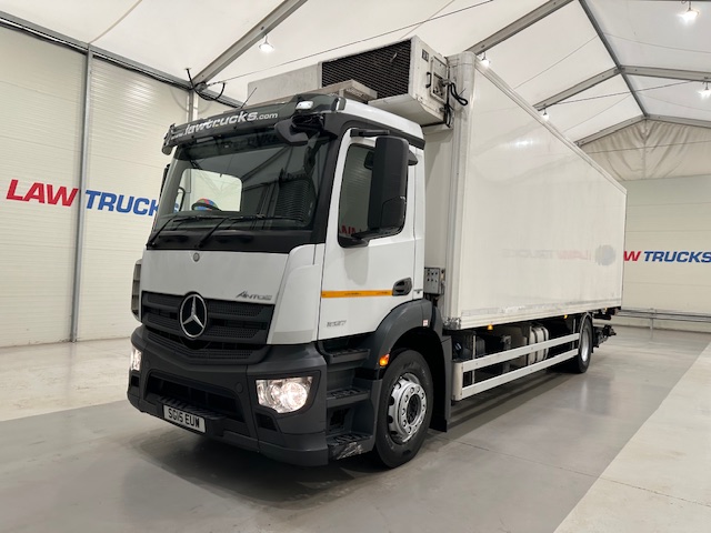 Mercedes Antos 1827 Day Cab Fridge Box