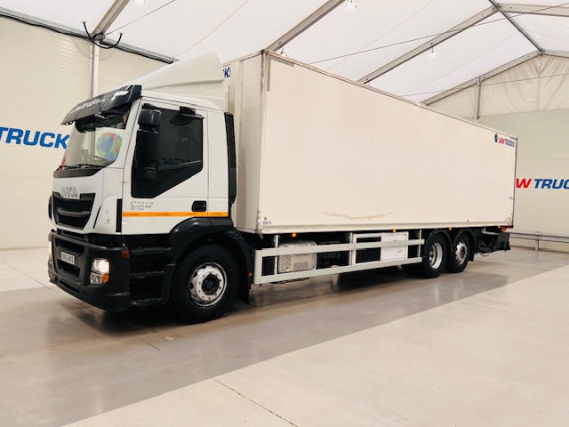 Iveco Stralis 310 AT 6×2 Box Van