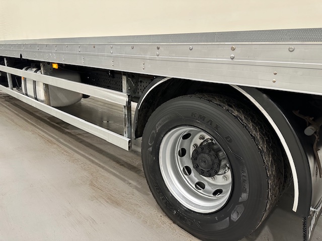 Mercedes Actros 1830 Sleeper Cab Box Van
