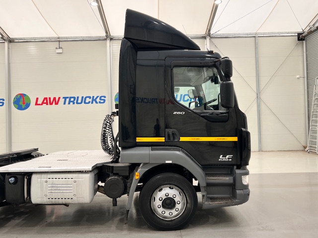 DAF LF 260 4×2 Rest Cab Tractor Unit