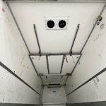 Mercedes Actros 1824 4×2 Sleeper Cab Fridge Box - thumbnail