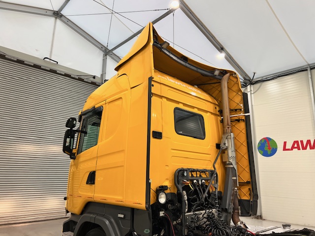 Scania R450 6×2 Rear Lift Tractor Unit PTO