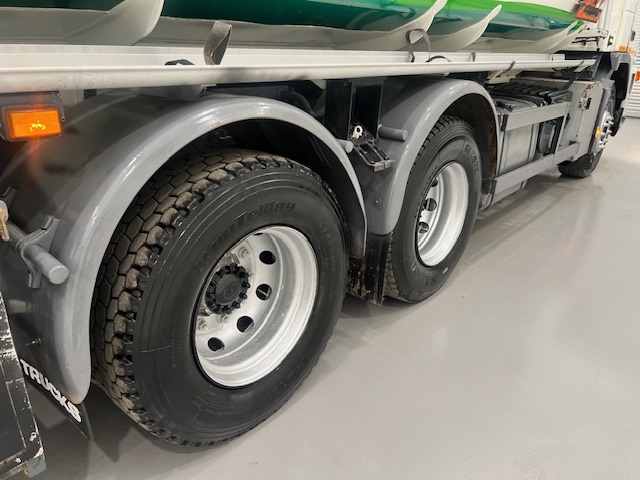 Volvo FM9 300 19000 Litre Fuel Tanker