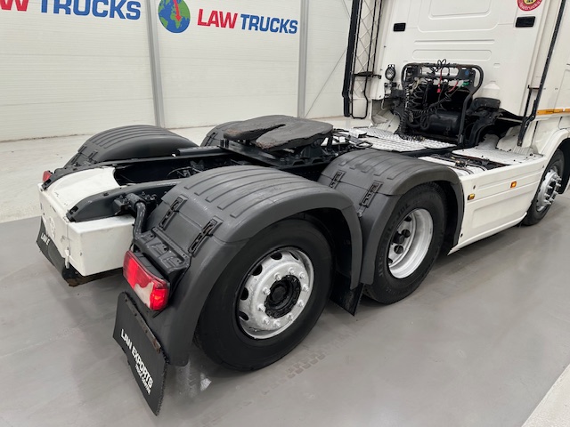 Scania R450 6×2 Rear Lift Highline Tractor Unit PTO